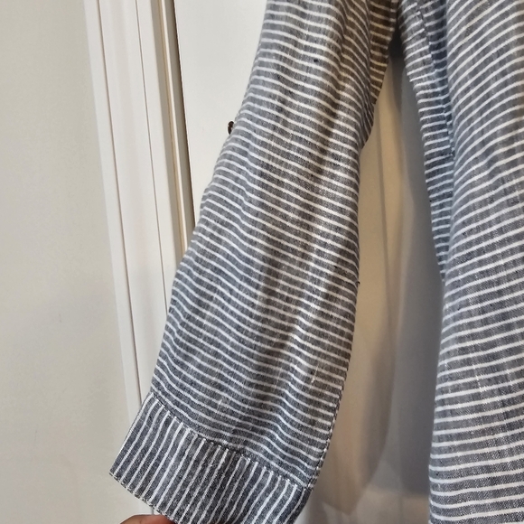 St. Tropez West 100% Linen relax shirt size Large - Picture 4 of 9